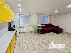 2-к квартира, вторичка, 58м2, 1/17 этаж