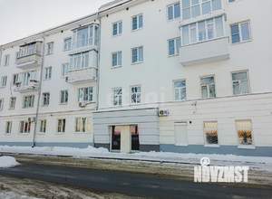 2-к квартира, вторичка, 40м2, 1/4 этаж