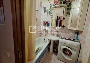4-к квартира, вторичка, 74м2, 3/5 этаж