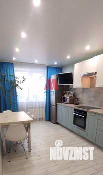 3-к квартира, вторичка, 82м2, 1/18 этаж