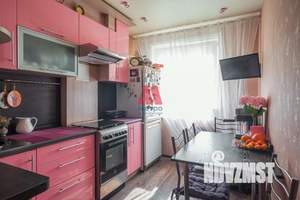 3-к квартира, вторичка, 56м2, 8/9 этаж
