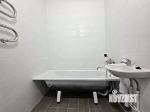 2-к квартира, вторичка, 58м2, 1/5 этаж