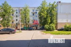 4-к квартира, вторичка, 104м2, 3/5 этаж