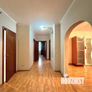 3-к квартира, вторичка, 99м2, 3/16 этаж