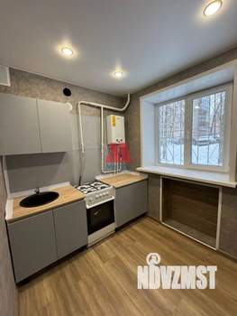 2-к квартира, вторичка, 41м2, 1/5 этаж