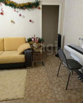 2-к квартира, вторичка, 44м2, 1/5 этаж