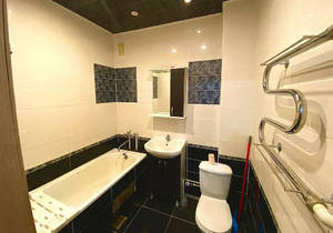 2-к квартира, вторичка, 53м2, 1/4 этаж