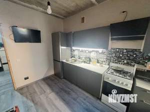 2-к квартира, вторичка, 60м2, 1/9 этаж