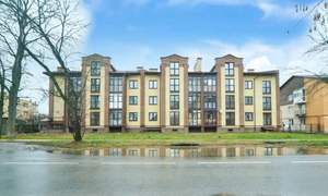 2-к квартира, вторичка, 70м2, 1/3 этаж