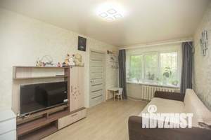 2-к квартира, вторичка, 42м2, 1/5 этаж