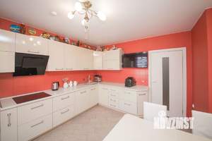 3-к квартира, вторичка, 93м2, 10/17 этаж