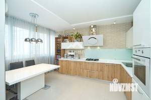 2-к квартира, вторичка, 65м2, 7/11 этаж