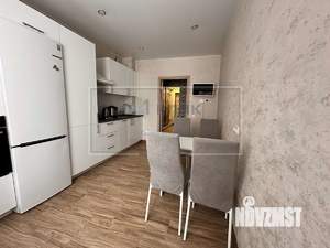 2-к квартира, вторичка, 61м2, 1/6 этаж