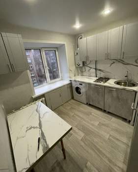 2-к квартира, вторичка, 43м2, 4/5 этаж