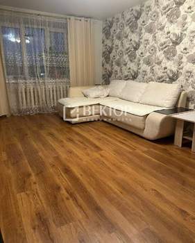 3-к квартира, вторичка, 87м2, 5/5 этаж