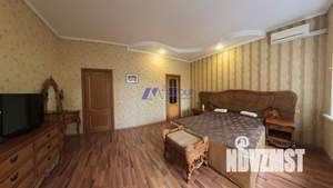 3-к квартира, вторичка, 145м2, 2/4 этаж