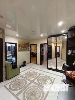 3-к квартира, вторичка, 104м2, 9/9 этаж