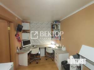 2-к квартира, вторичка, 42м2, 1/5 этаж
