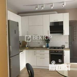 2-к квартира, вторичка, 64м2, 4/4 этаж