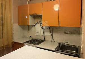 2-к квартира, вторичка, 45м2, 1/5 этаж