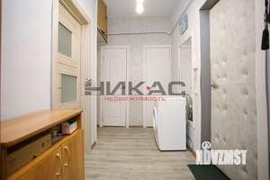 2-к квартира, вторичка, 45м2, 1/4 этаж