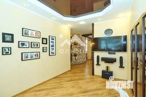 2-к квартира, вторичка, 56м2, 1/4 этаж