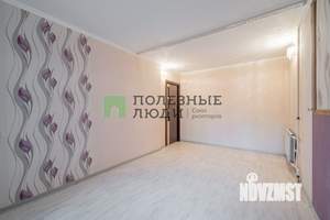 2-к квартира, вторичка, 52м2, 1/10 этаж
