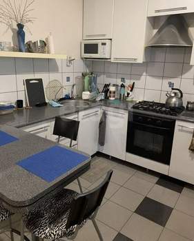 3-к квартира, вторичка, 63м2, 5/5 этаж