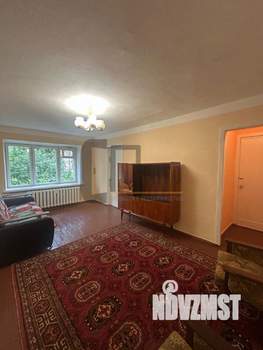 3-к квартира, вторичка, 55м2, 1/5 этаж