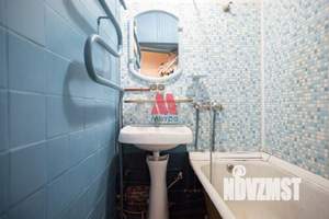 2-к квартира, вторичка, 46м2, 1/5 этаж