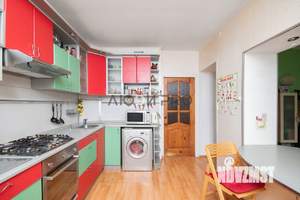 3-к квартира, вторичка, 74м2, 3/3 этаж