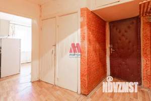 3-к квартира, вторичка, 59м2, 1/5 этаж