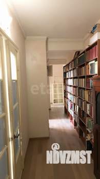 2-к квартира, вторичка, 60м2, 5/5 этаж