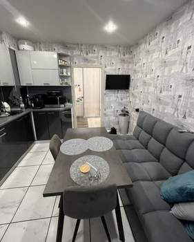 2-к квартира, вторичка, 61м2, 8/9 этаж