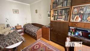3-к квартира, вторичка, 56м2, 5/5 этаж