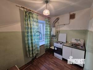 3-к квартира, вторичка, 52м2, 1/2 этаж