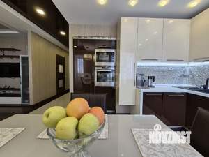 3-к квартира, вторичка, 103м2, 3/8 этаж