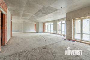 5-к квартира, вторичка, 225м2, 1/3 этаж