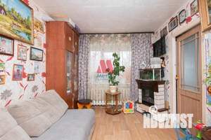 2-к квартира, вторичка, 42м2, 1/5 этаж