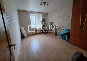 4-к квартира, вторичка, 74м2, 3/5 этаж