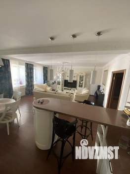 3-к квартира, вторичка, 123м2, 4/4 этаж