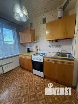 3-к квартира, вторичка, 63м2, 5/5 этаж
