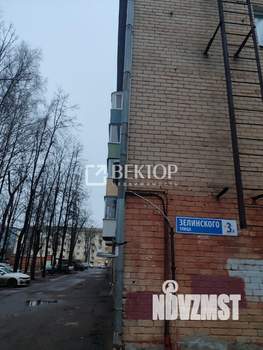 2-к квартира, вторичка, 42м2, 1/5 этаж