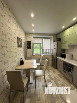 2-к квартира, вторичка, 54м2, 1/4 этаж