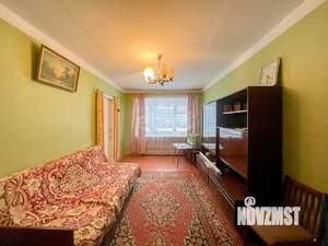 3-к квартира, вторичка, 54м2, 1/4 этаж