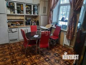 2-к квартира, вторичка, 68м2, 1/5 этаж