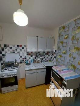 2-к квартира, вторичка, 50м2, 1/9 этаж