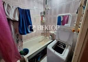 4-к квартира, вторичка, 72м2, 5/5 этаж
