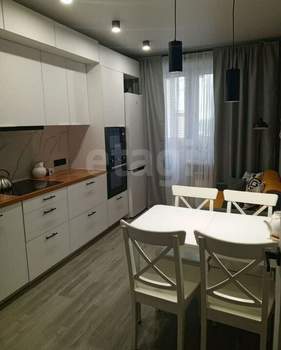 2-к квартира, вторичка, 54м2, 1/11 этаж