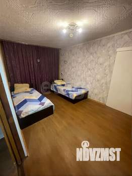 2-к квартира, вторичка, 44м2, 1/4 этаж